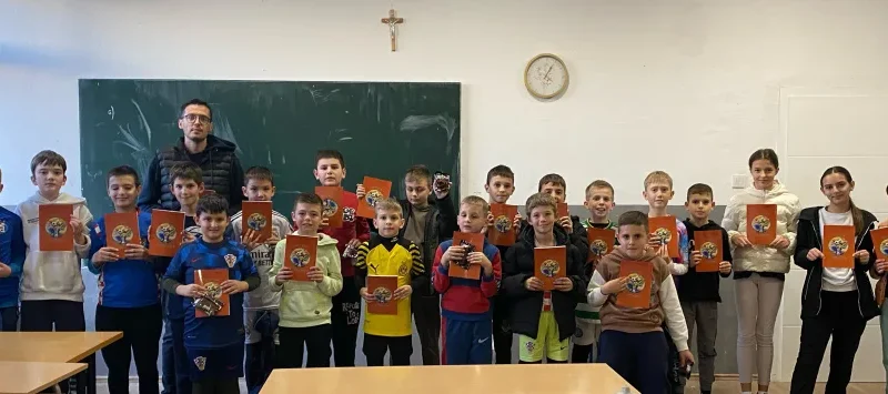 U prostorijama udruge Futsal akademije Župa –Čerin održano edukativno predavanje pod nazivom „Sport DA – ovisnost NE U prostorijama udruge Futsal akademije Župa –Čerin održano edukativno predavanje pod nazivom „Sport DA – ovisnost NE