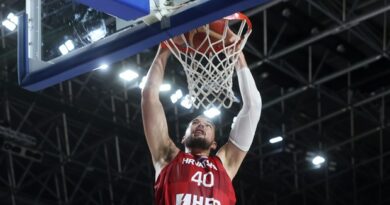 Jako dobra utakmica Ivice Zupca, Clippersi slavili protiv gradskog rivala