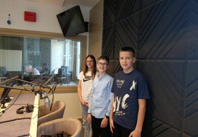 Kocka vedrine donosi priču o mladim karatistima i njihovim snovima