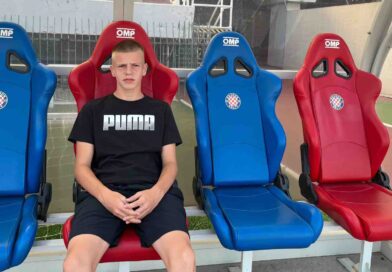 FOTO/VIDEO Brotnjak Mate Anđelić dobio poziv Hajduka za međunarodni turnir u Vukovaru FOTO/VIDEO Brotnjak Mate Anđelić dobio poziv Hajduka za međunarodni turnir u Vukovaru